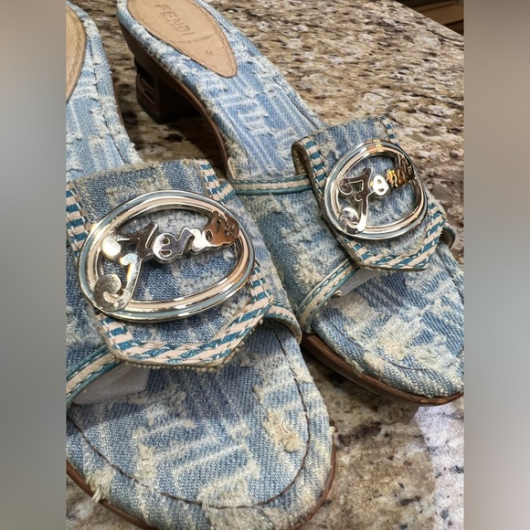 Fendi Distressed Denim w/ Gold Hardware & Cutout Block Heel Mules 38.5 - Picture 3 of 10